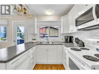 2887 Aberdeen Road. West Kelowna, British Columbia