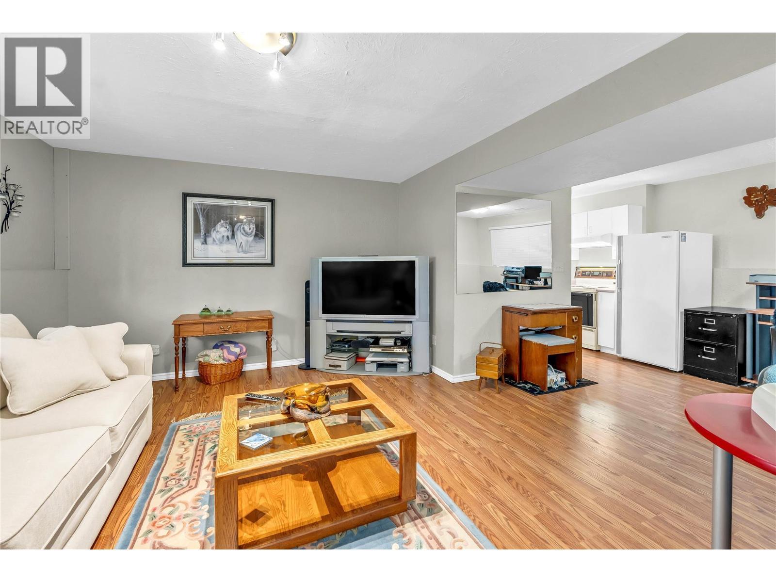 2887 Aberdeen Road. West Kelowna, British Columbia