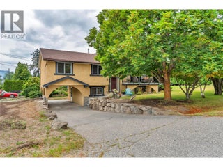 2887 Aberdeen Road. West Kelowna, British Columbia