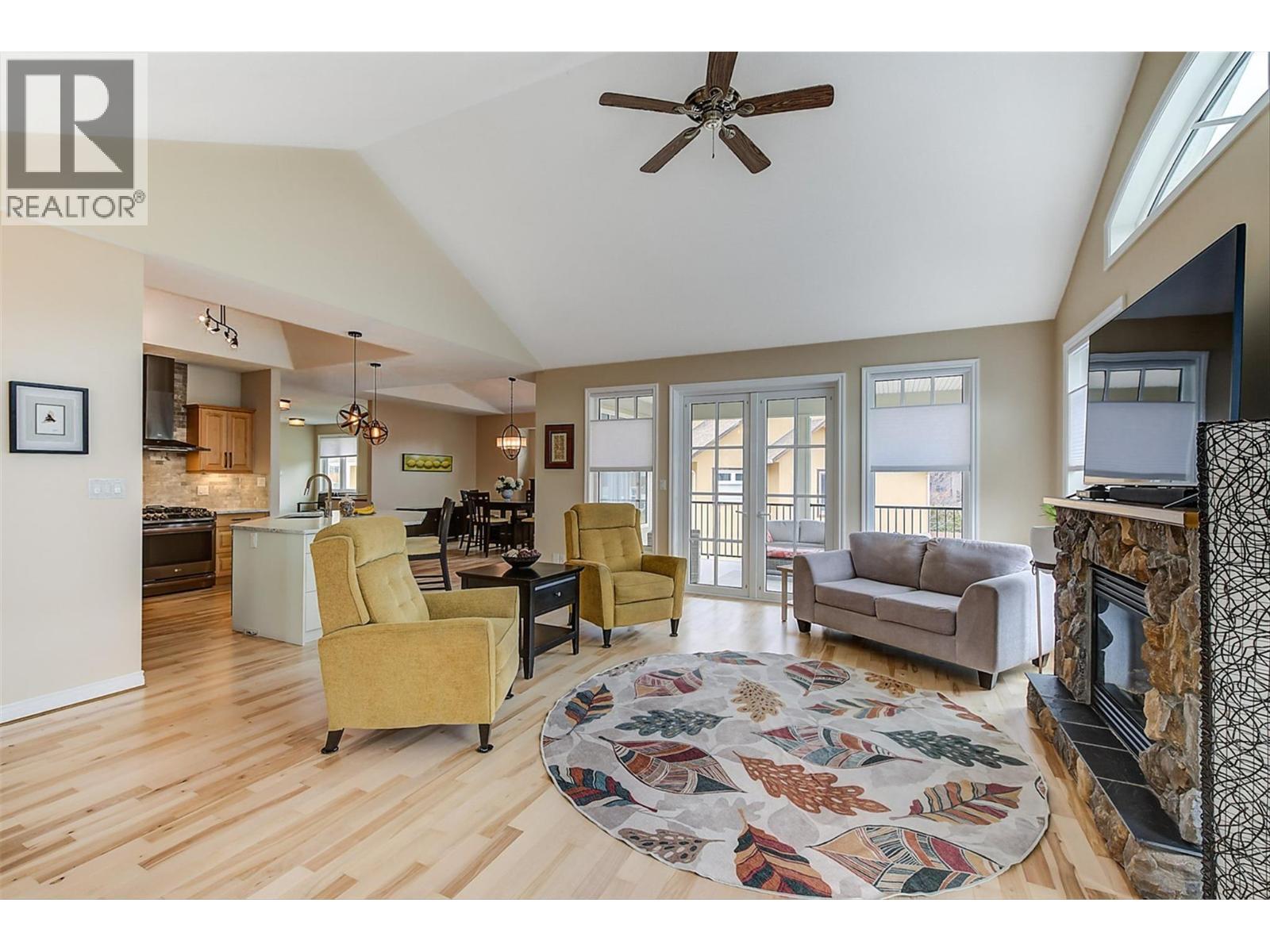 174 Jewell Place. Summerland, British Columbia