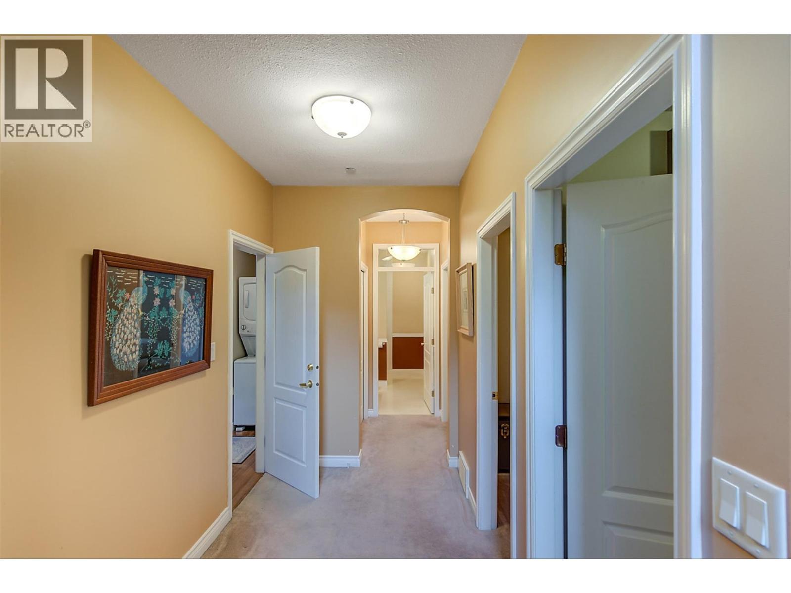 174 Jewell Place. Summerland, British Columbia