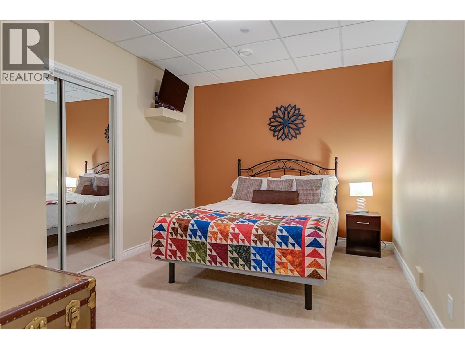 174 Jewell Place. Summerland, British Columbia