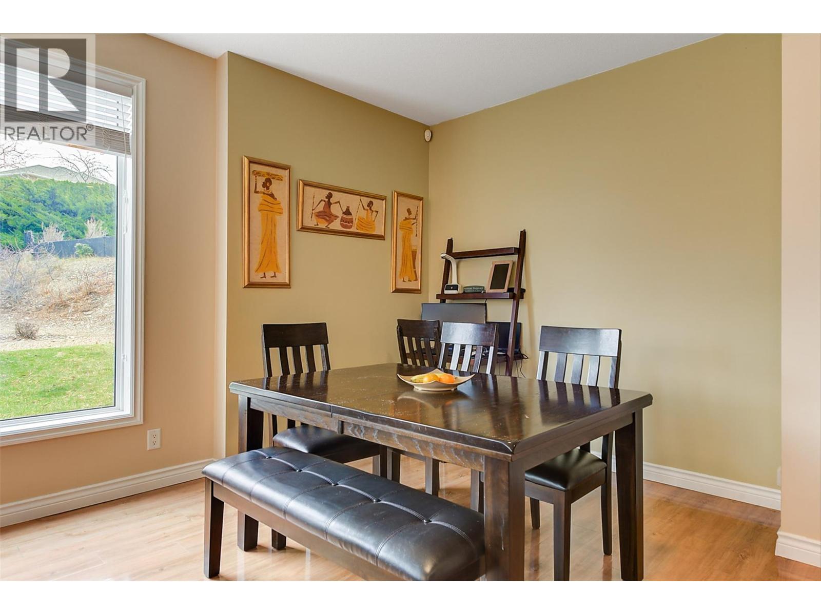 174 Jewell Place. Summerland, British Columbia