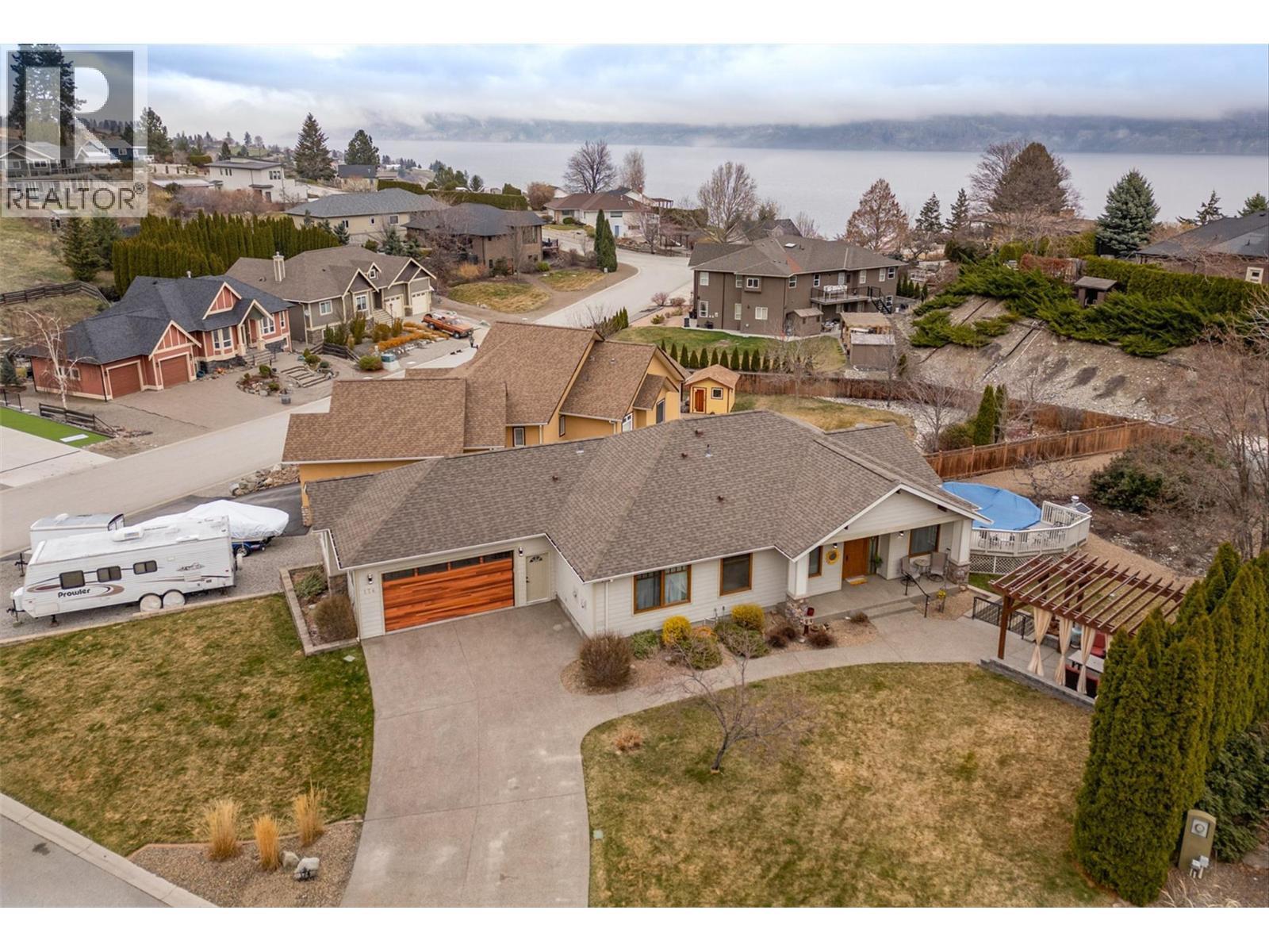 174 Jewell Place. Summerland, British Columbia