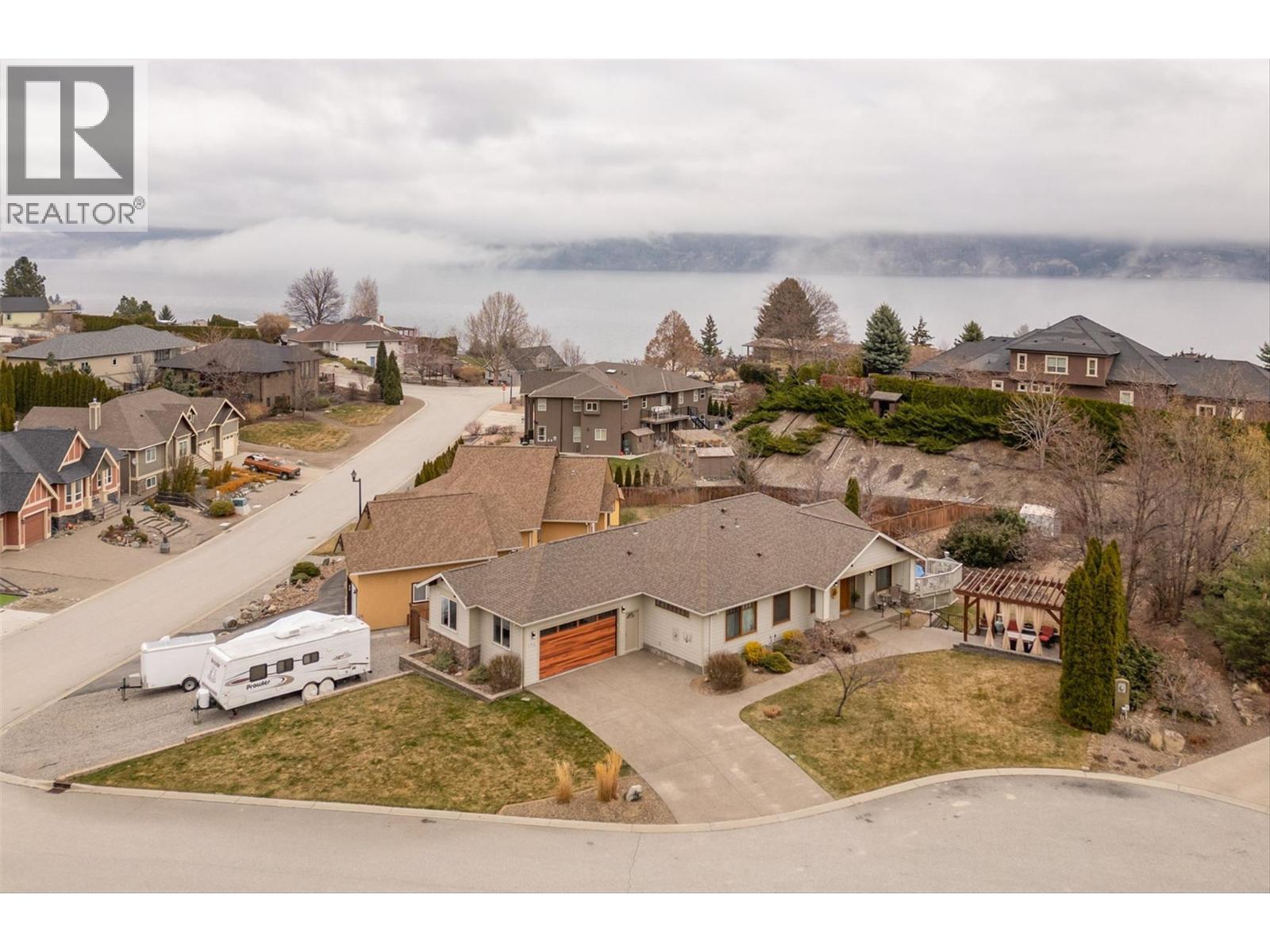 174 Jewell Place. Summerland, British Columbia