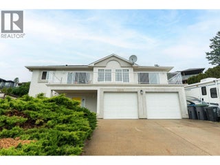 3052 Ensign Way. West Kelowna, British Columbia