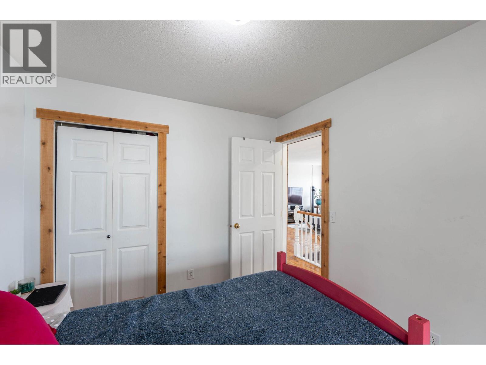 3052 Ensign Way. West Kelowna, British Columbia