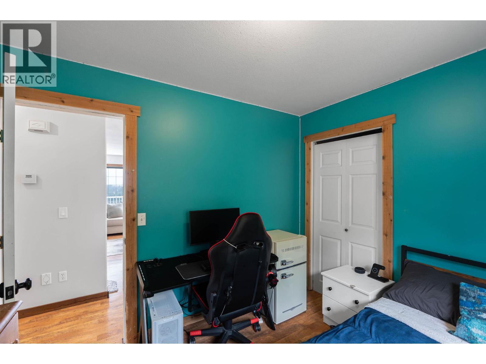 3052 Ensign Way. West Kelowna, British Columbia