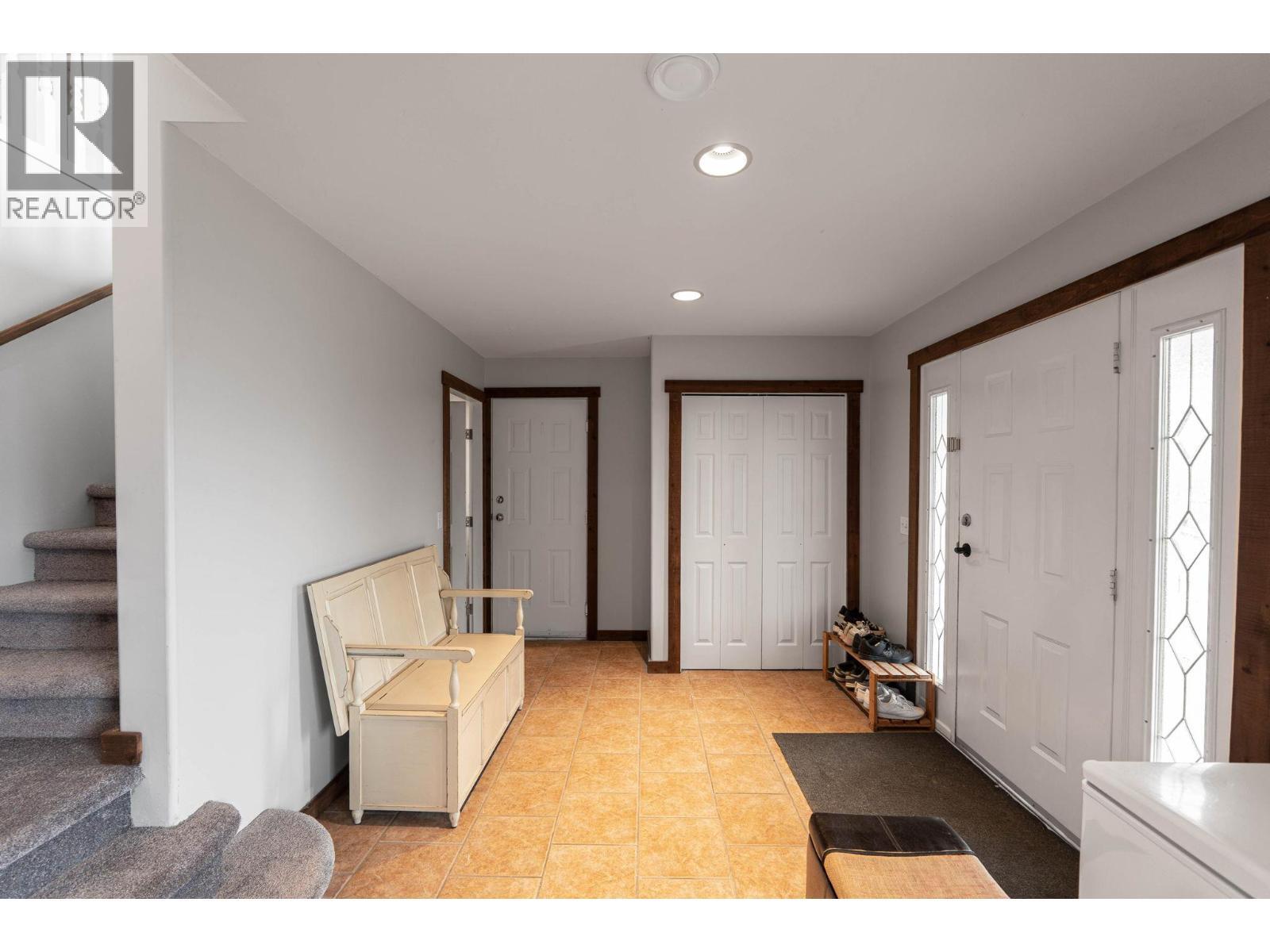 3052 Ensign Way. West Kelowna, British Columbia