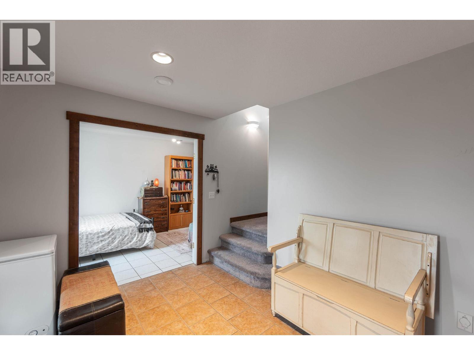 3052 Ensign Way. West Kelowna, British Columbia