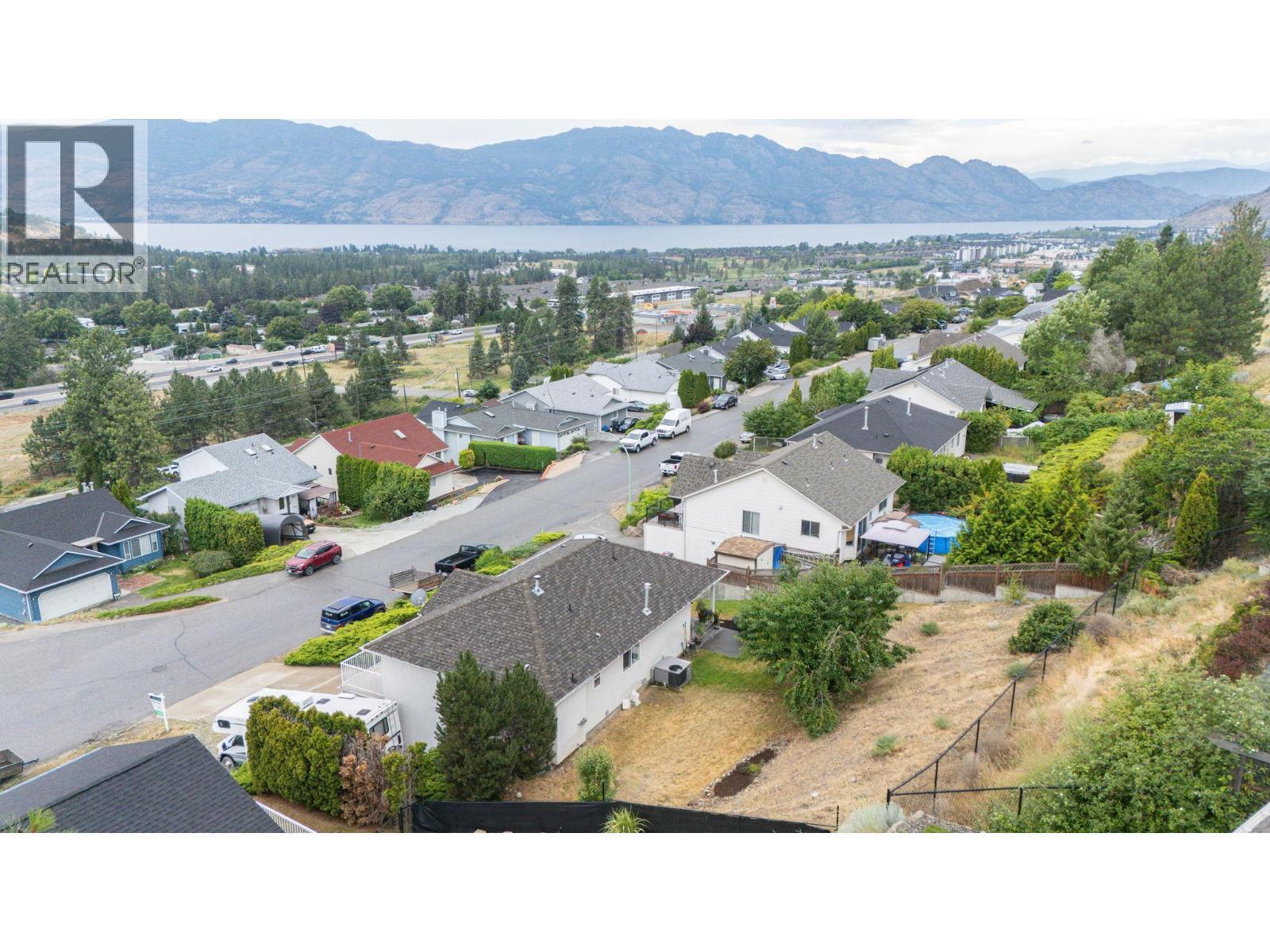 3052 Ensign Way. West Kelowna, British Columbia