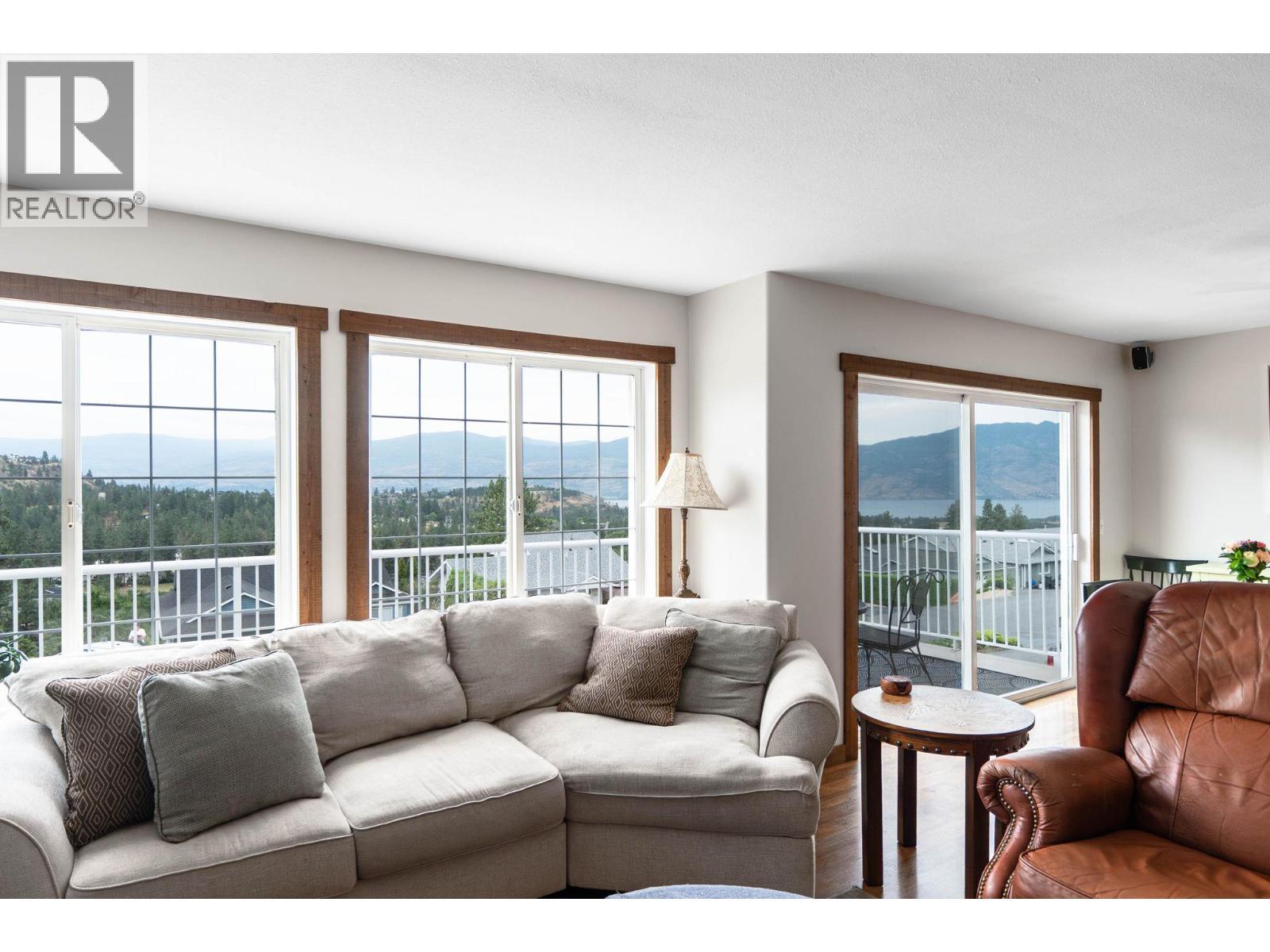 3052 Ensign Way. West Kelowna, British Columbia