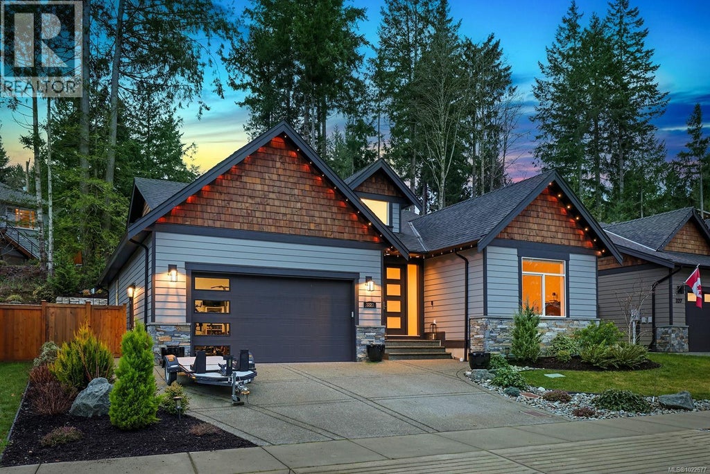 3221 Klanawa Crecent, Courtenay