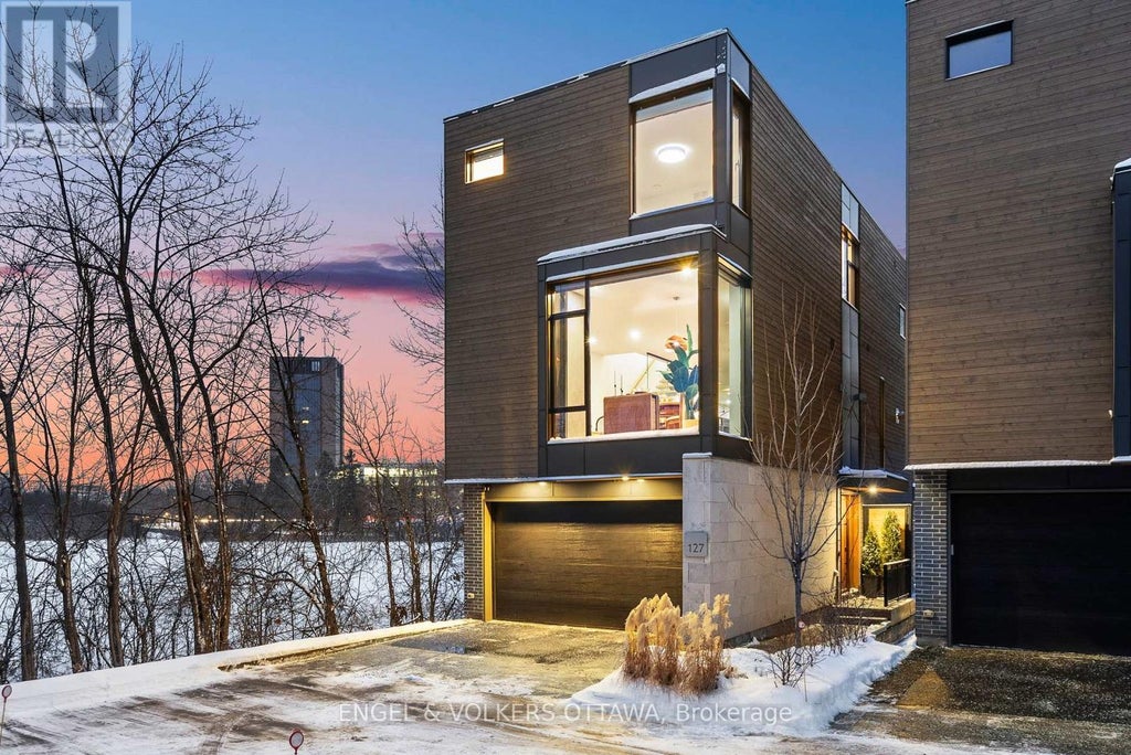 127 Peridot Private, Ottawa