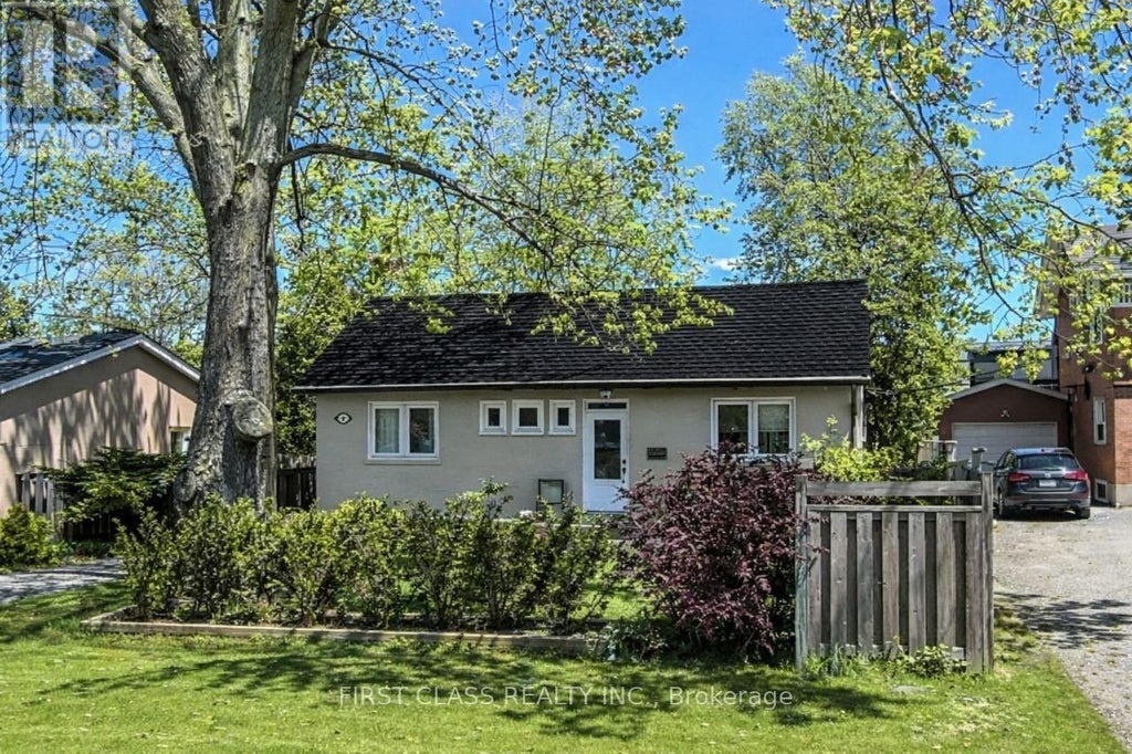 48 Overton Crescent, Toronto (banbury-Don Mills)