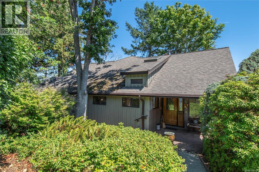 561 & 565 Island Highway, Campbell River