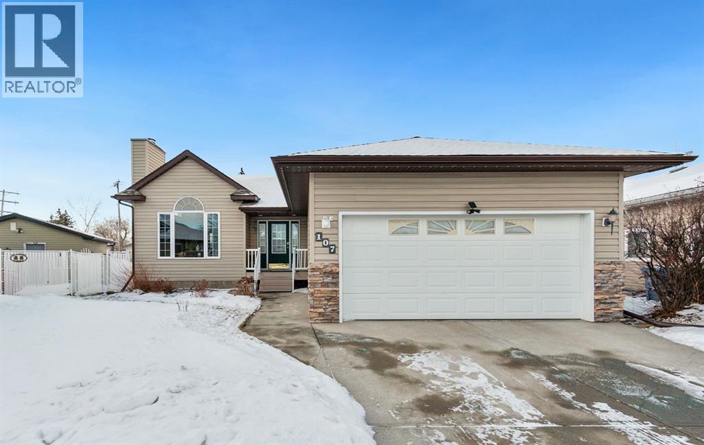 107 Monica Bay, Carstairs