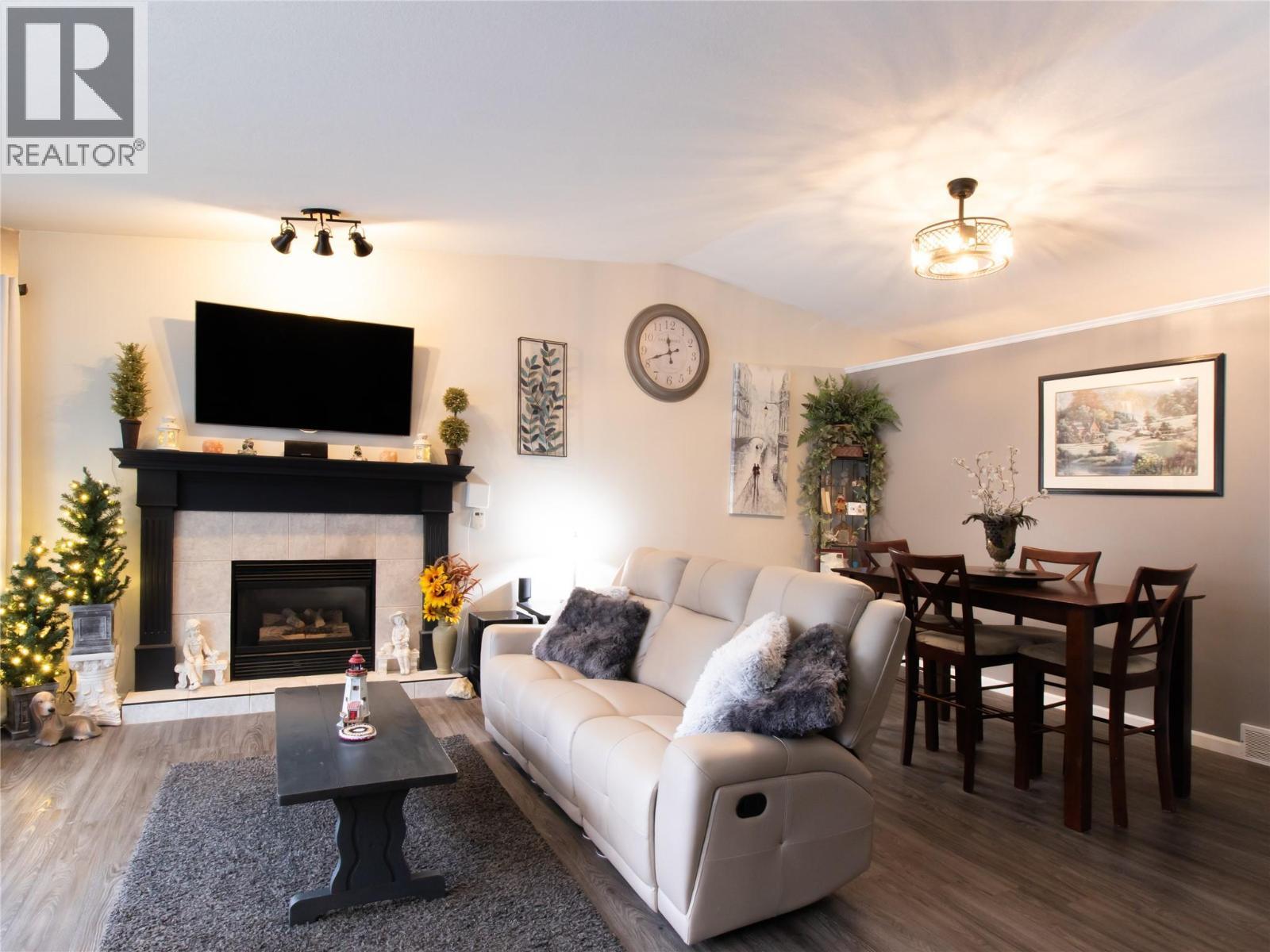 2876 Juniper Crescent. Blind Bay, British Columbia