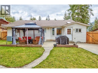 2876 Juniper Crescent. Blind Bay, British Columbia