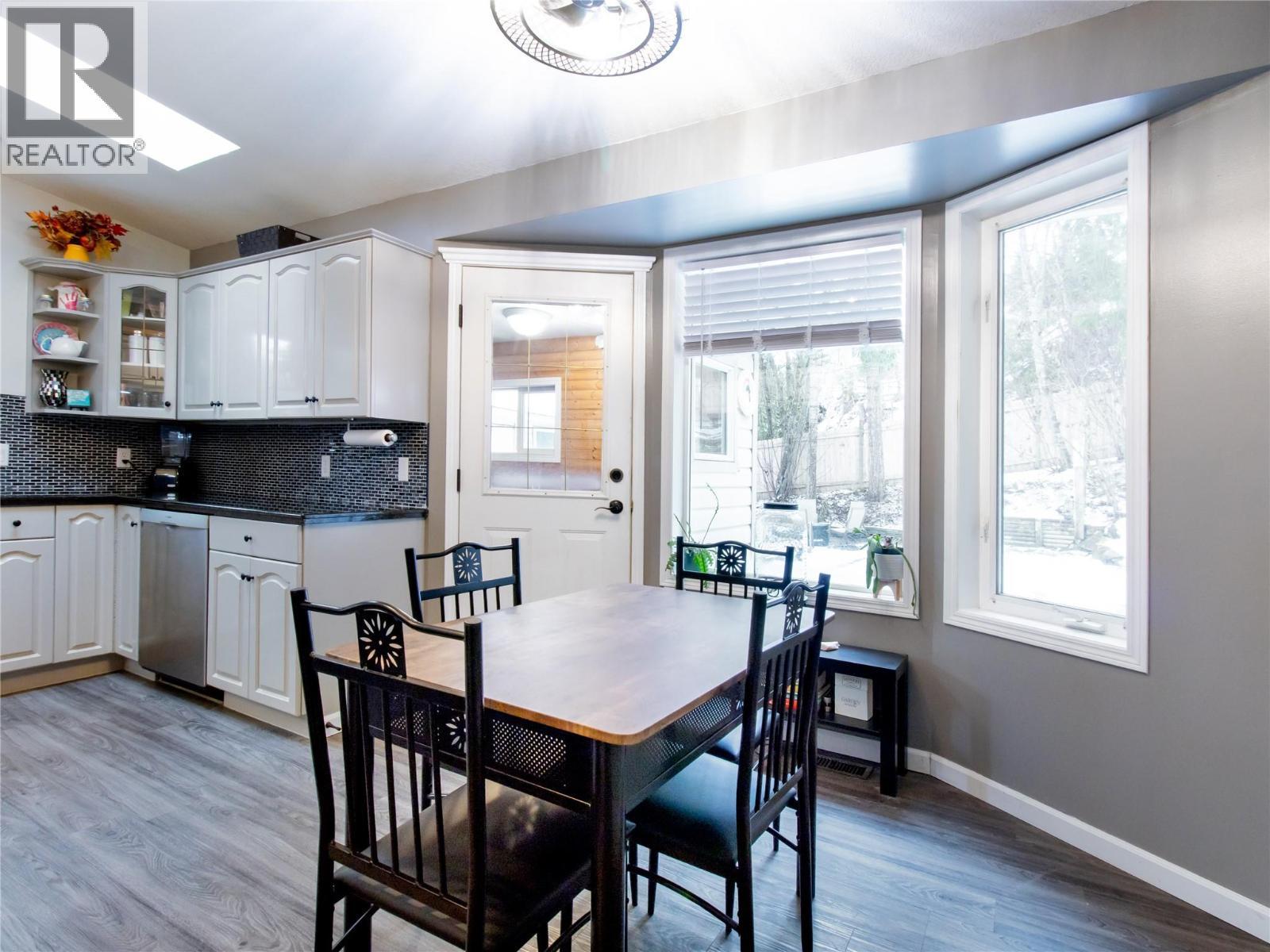 2876 Juniper Crescent. Blind Bay, British Columbia