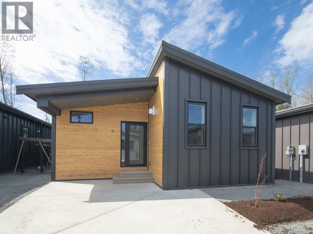 41 3025 Royston Road, Cumberland