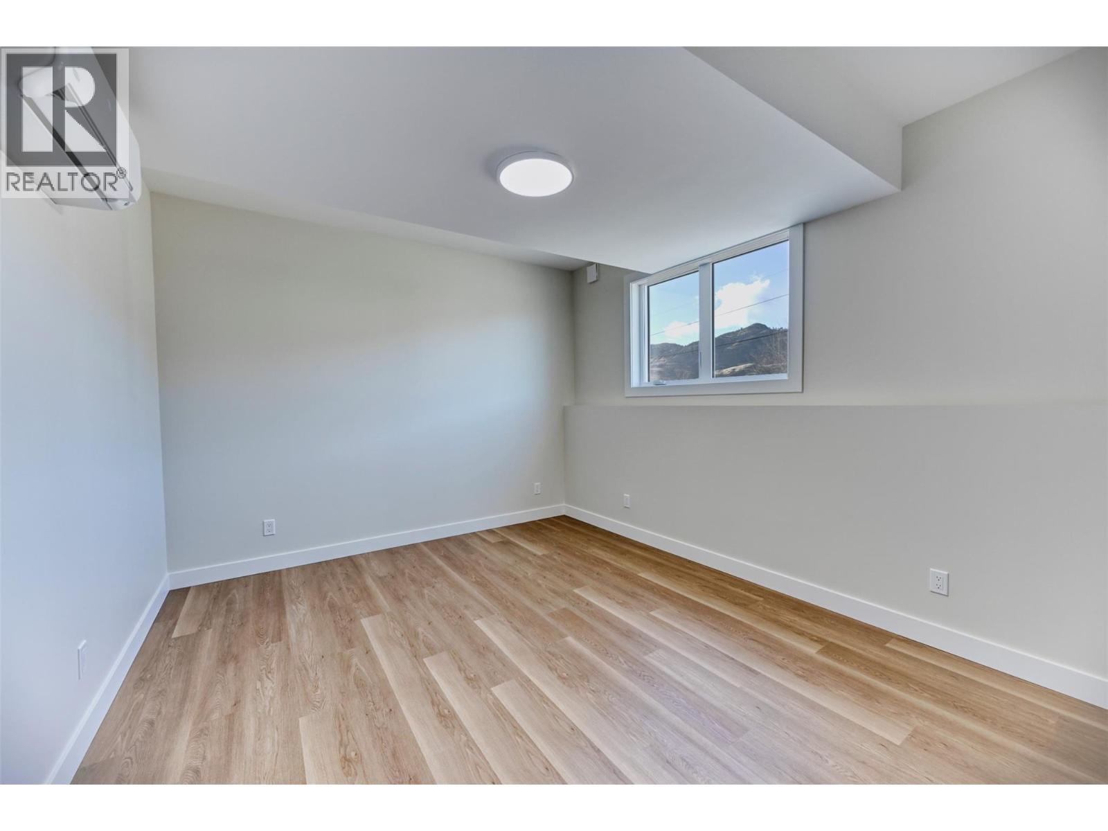 9 Hibiscus Court. Osoyoos, British Columbia