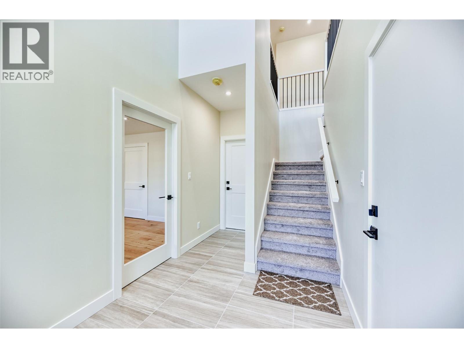 9 Hibiscus Court. Osoyoos, British Columbia