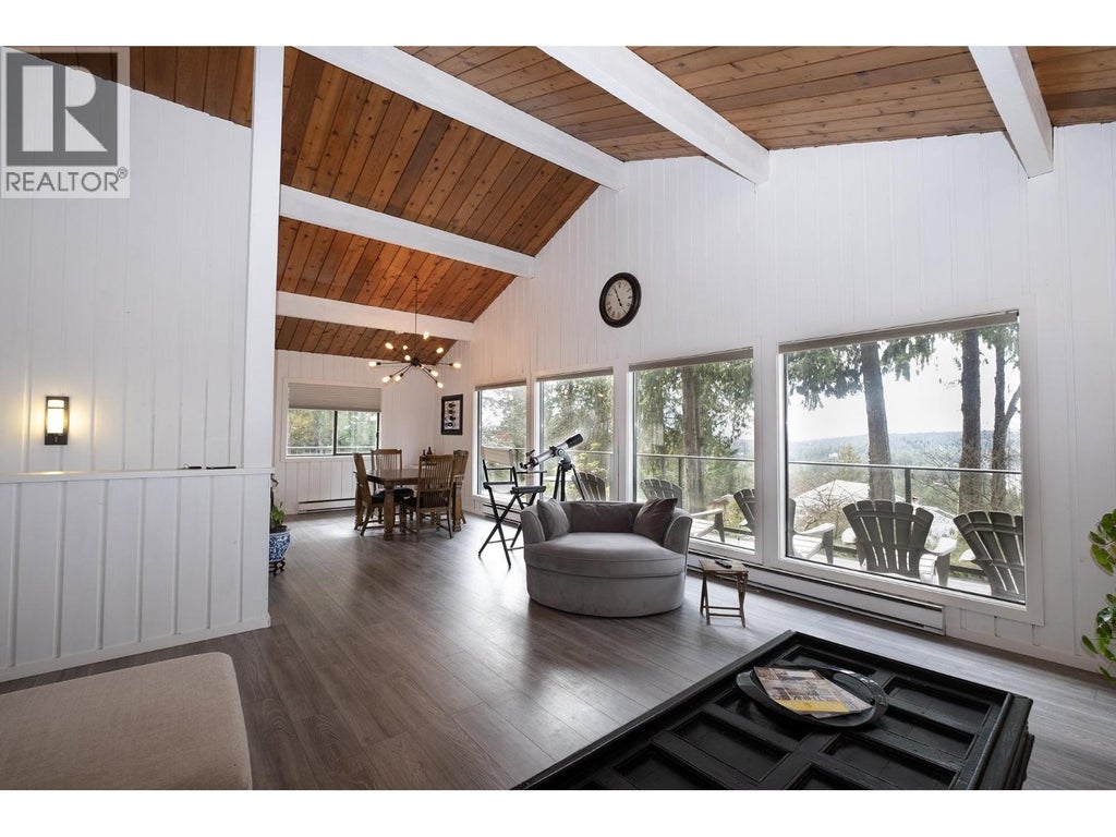 12870 Dogwood Drive, Pender Harbour