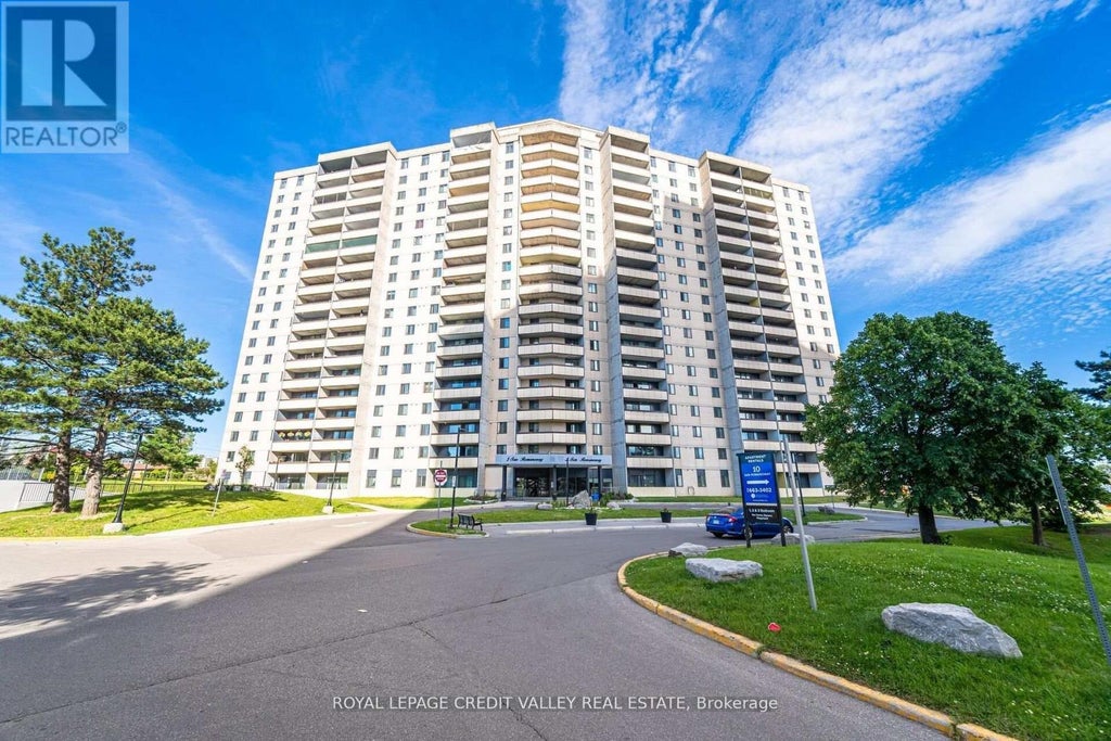 405 - 5 San Romanoway, Toronto (black Creek)