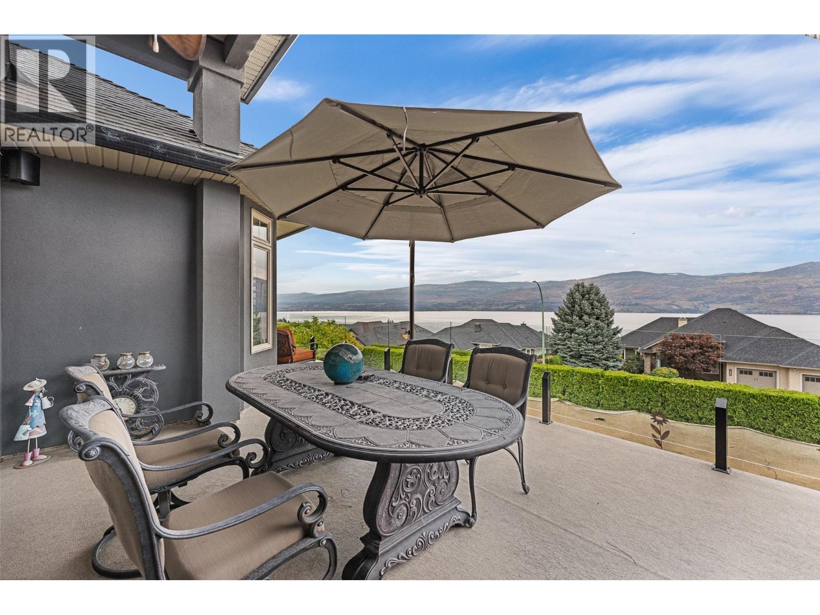3373 Ridge Boulevard. West Kelowna, British Columbia