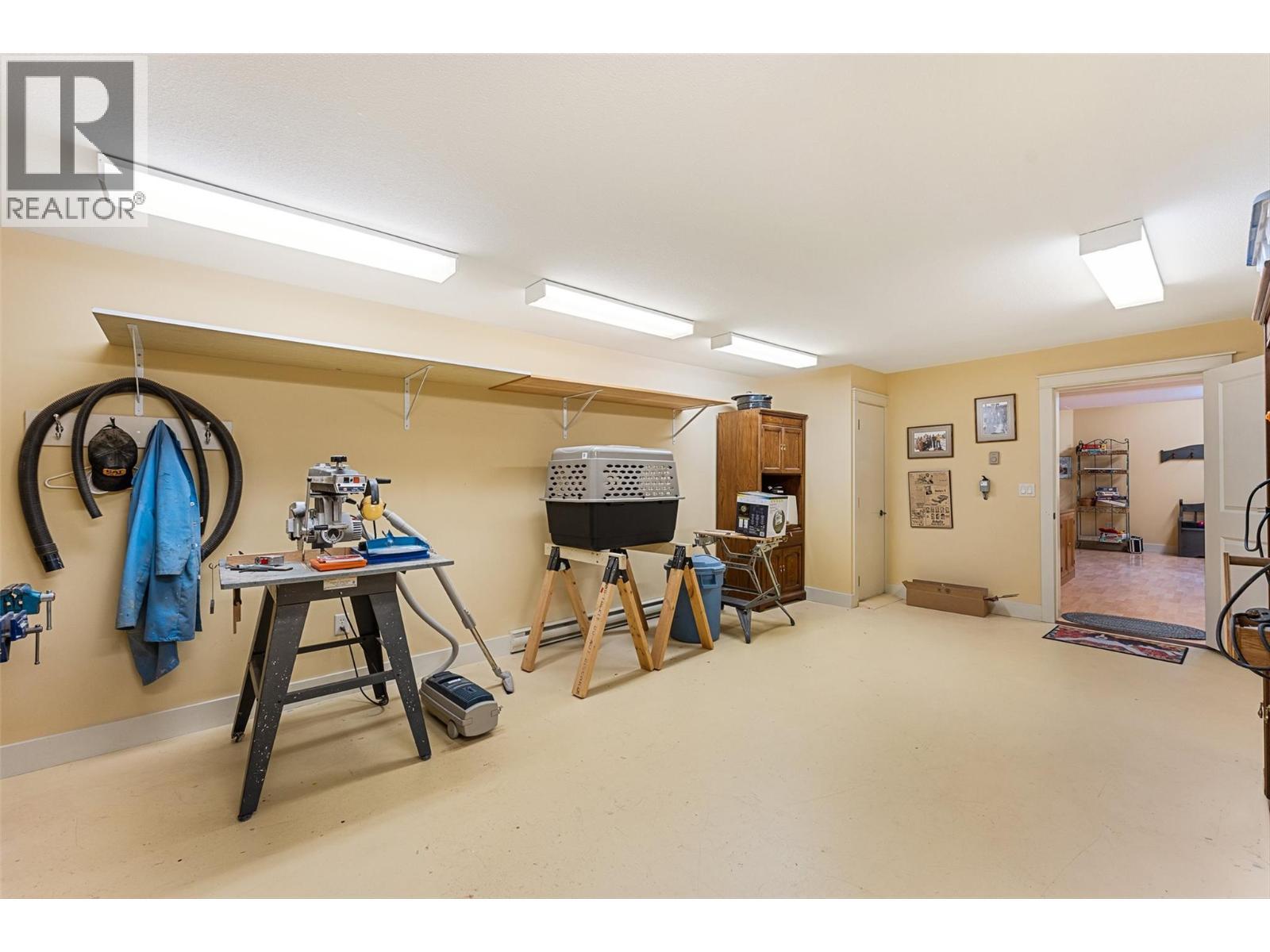 3373 Ridge Boulevard. West Kelowna, British Columbia