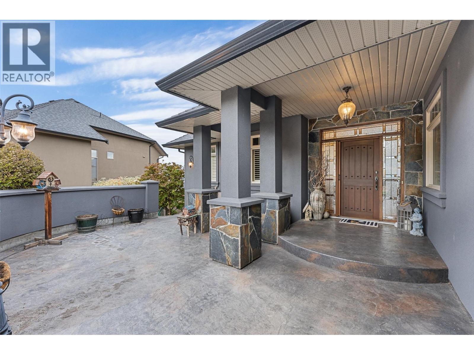 3373 Ridge Boulevard. West Kelowna, British Columbia