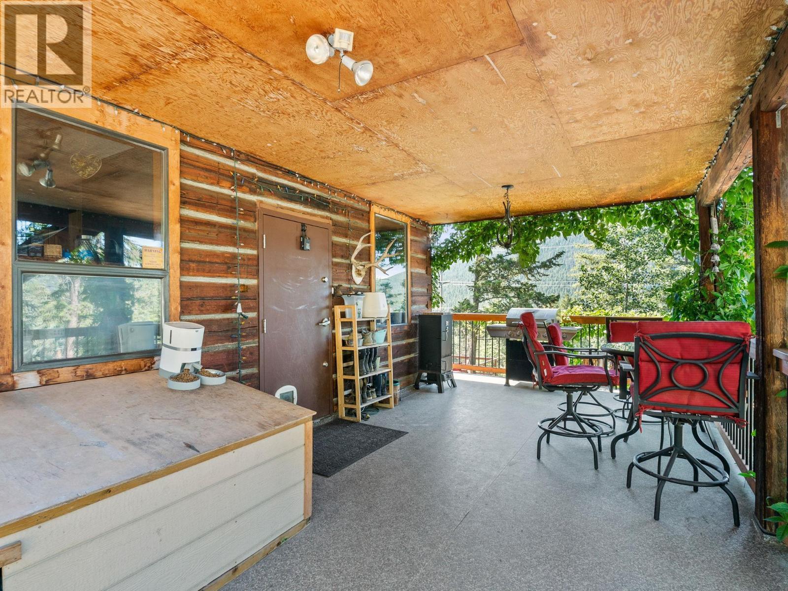 1809 Cardinal Creek Road. Kelowna, British Columbia