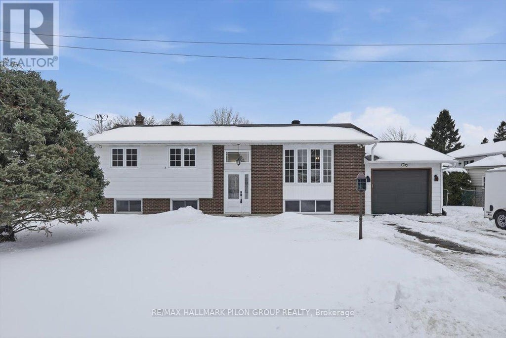 2620 Denise Avenue, Ottawa