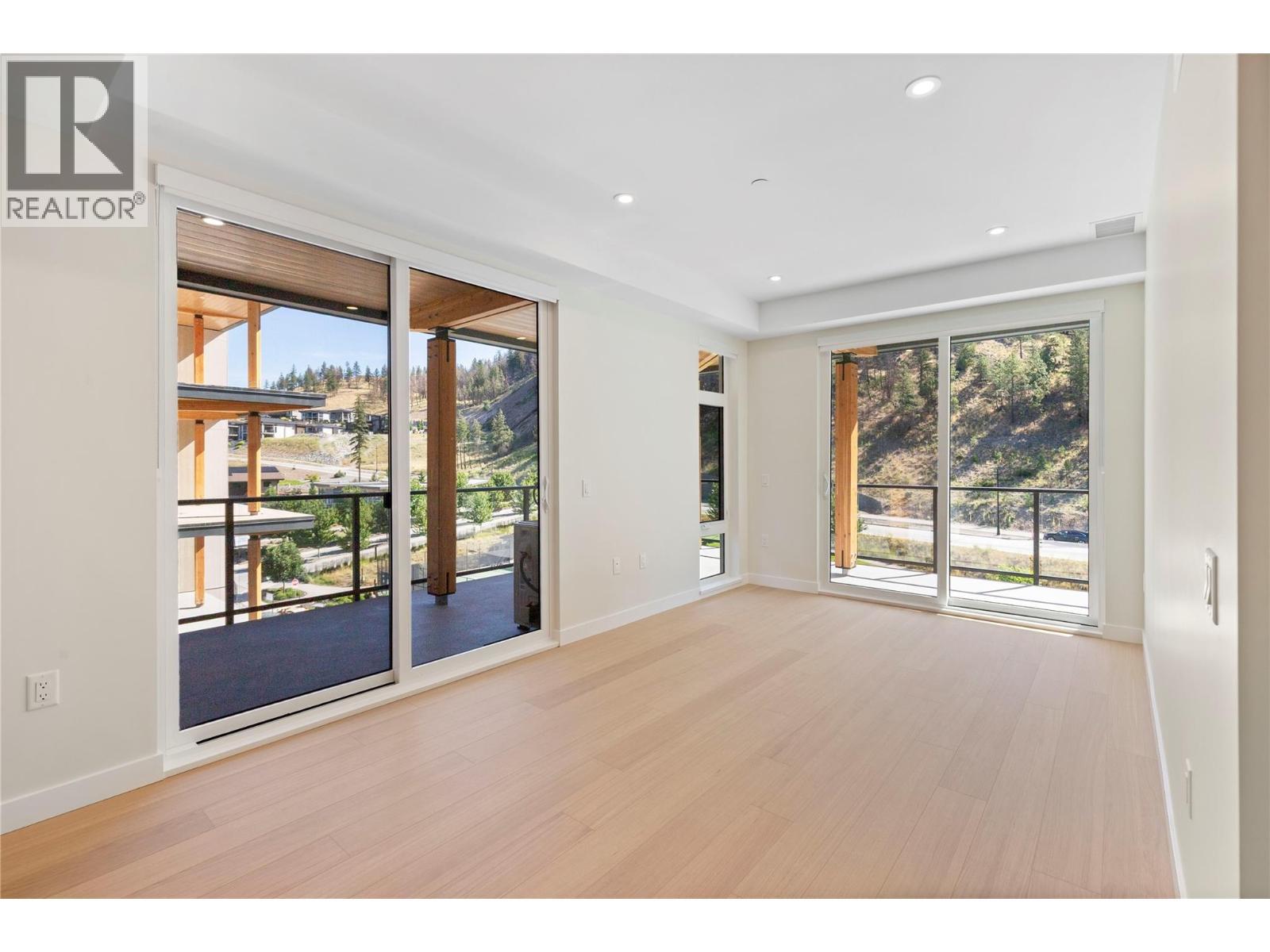 9652 Benchland Drive Unit# 501. Lake Country, British Columbia