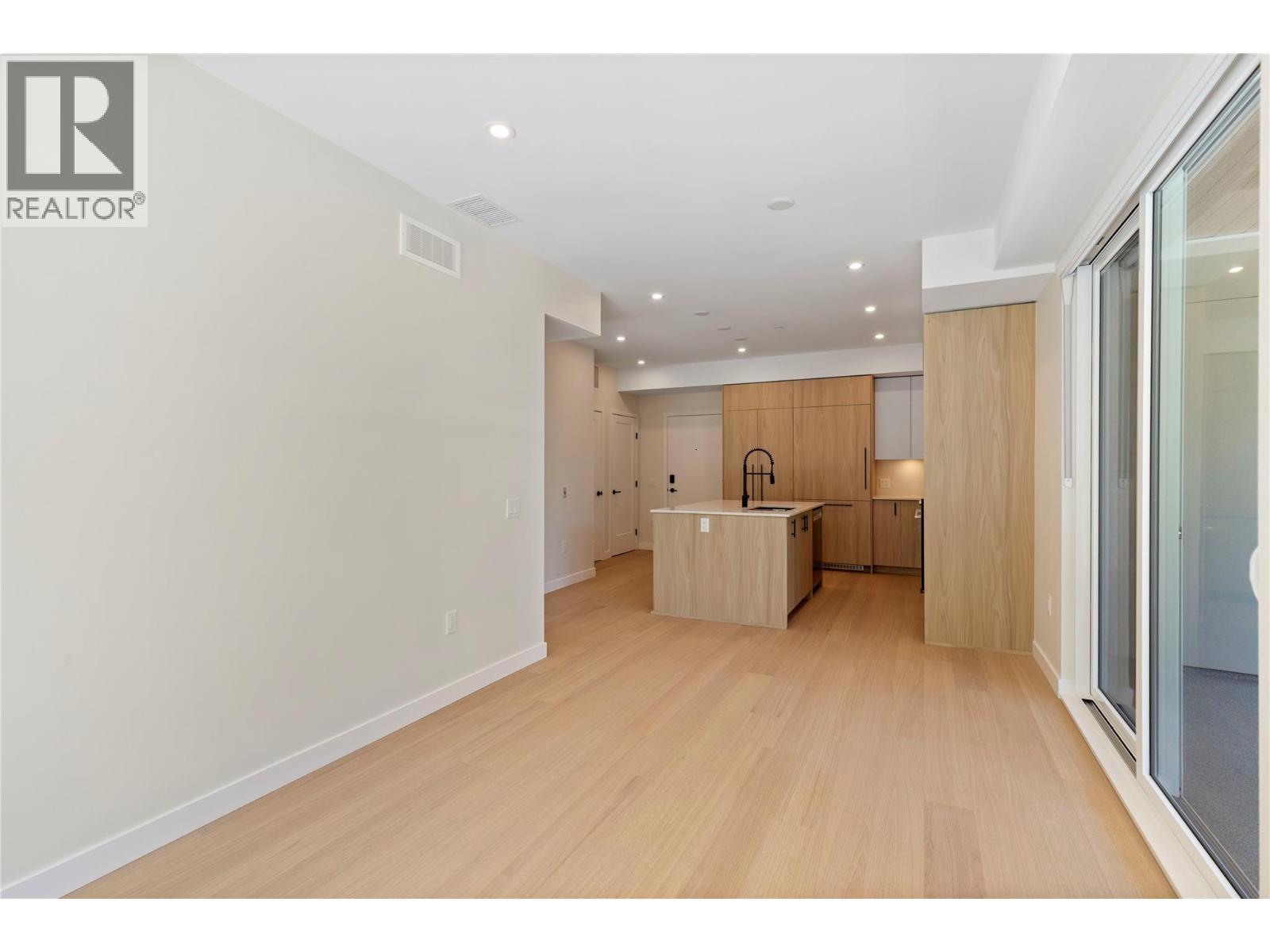 9652 Benchland Drive Unit# 501. Lake Country, British Columbia