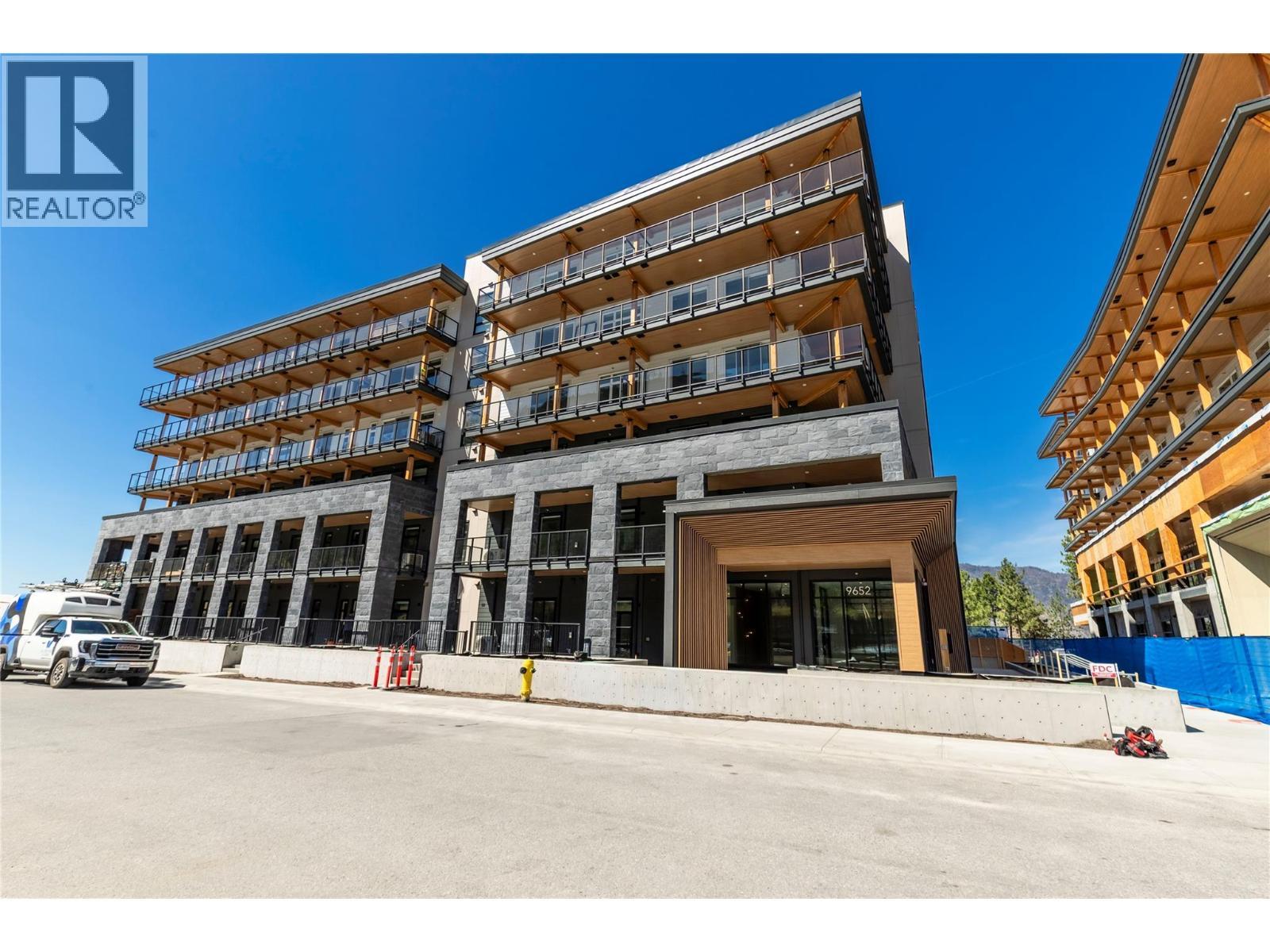 9652 Benchland Drive Unit# 501. Lake Country, British Columbia