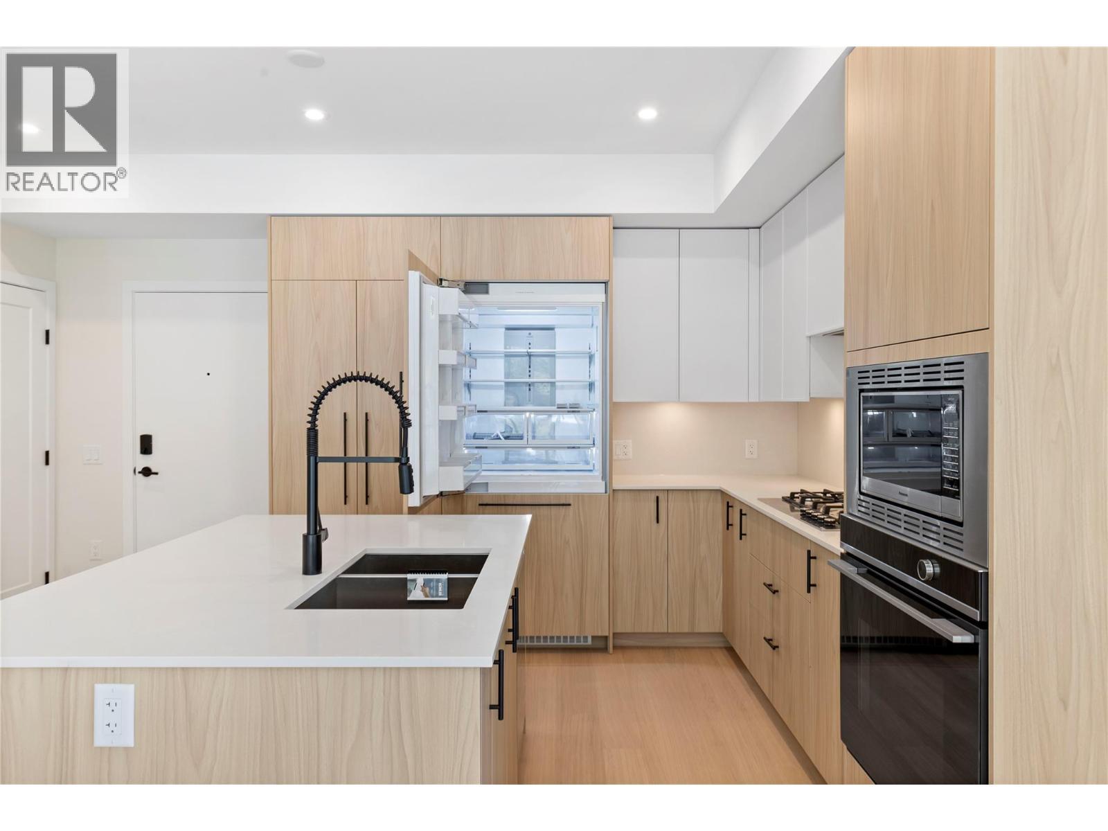 9652 Benchland Drive Unit# 501. Lake Country, British Columbia