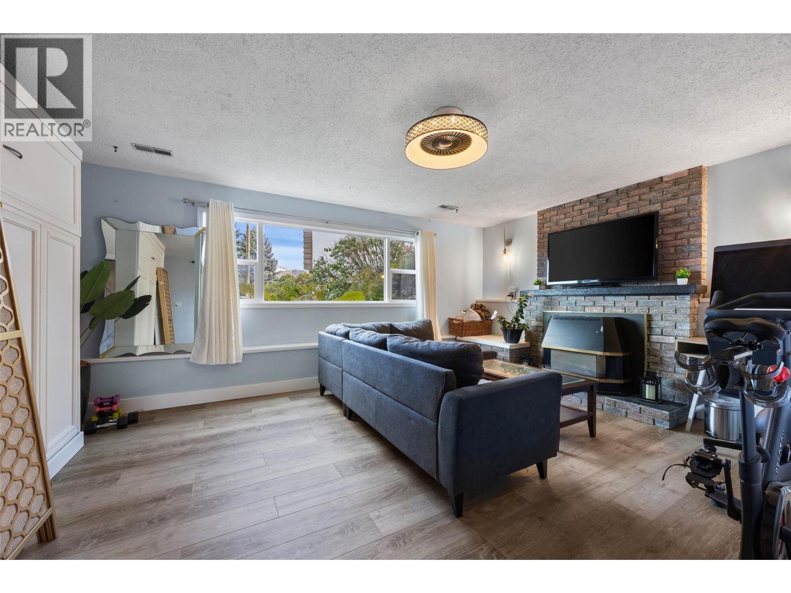 1795 Delnor Crescent. Kamloops, British Columbia