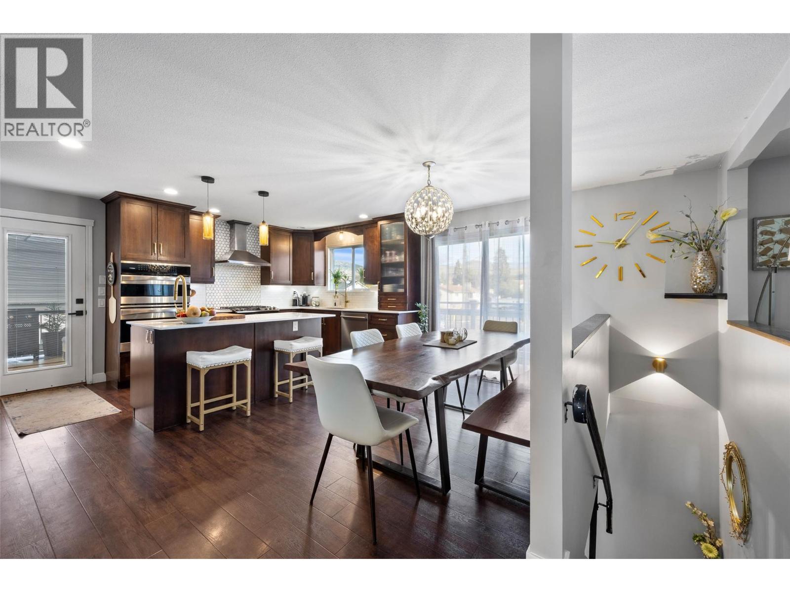 1795 Delnor Crescent. Kamloops, British Columbia