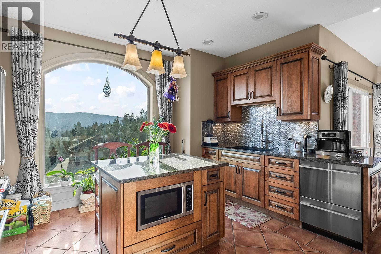 2376 Nahanni Court. Kelowna, British Columbia