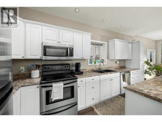 5373 Buchanan Road. Peachland, British Columbia