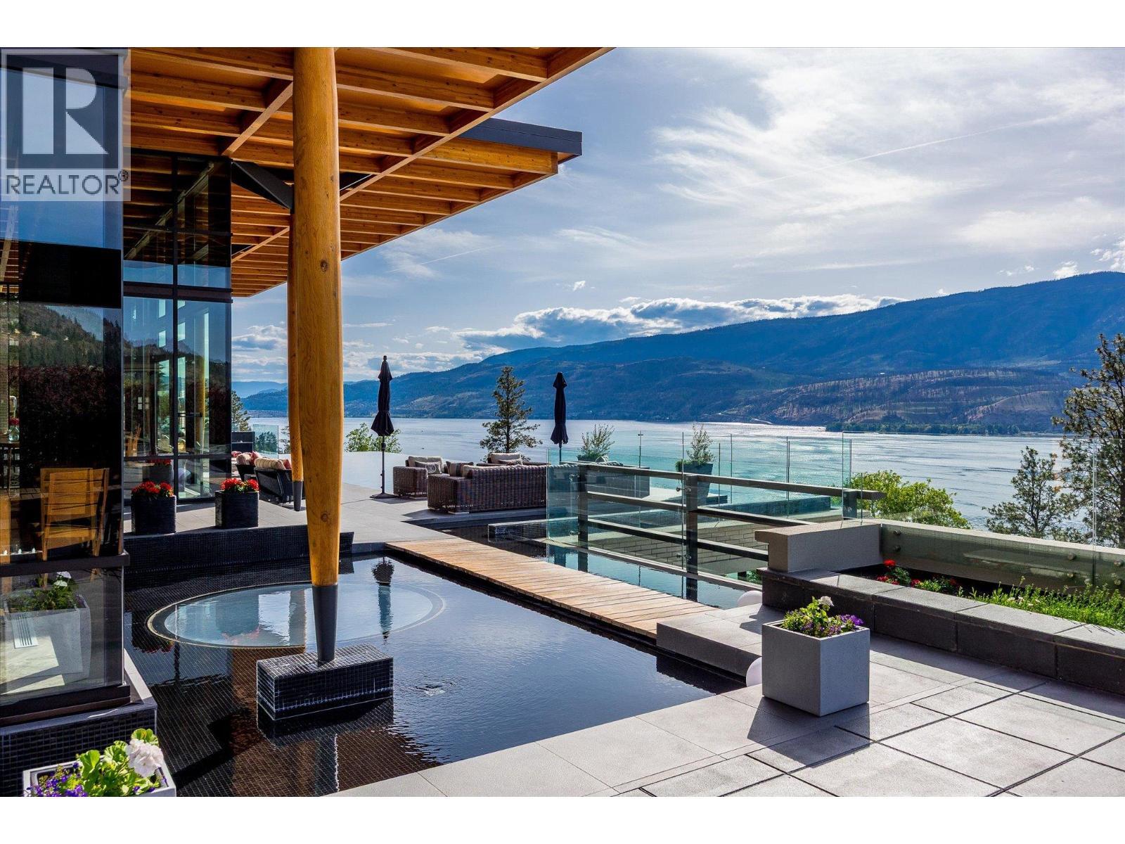 180 Sheerwater Court Unit# 19. Kelowna, British Columbia