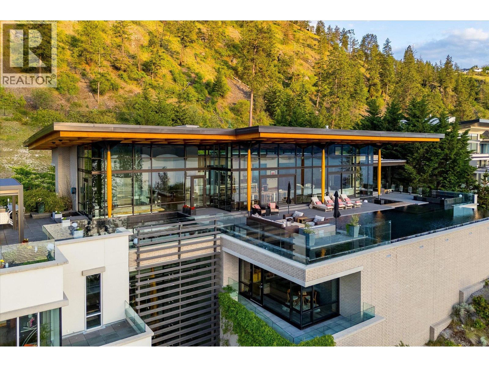 180 Sheerwater Court Unit# 19. Kelowna, British Columbia