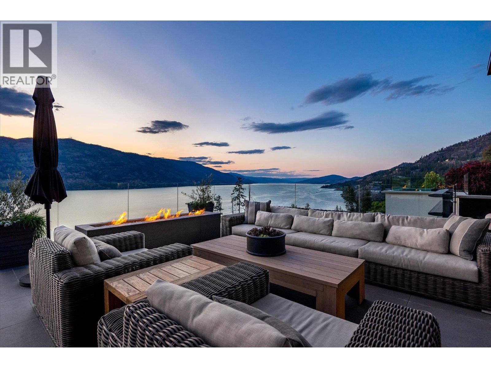 180 Sheerwater Court Unit# 19. Kelowna, British Columbia