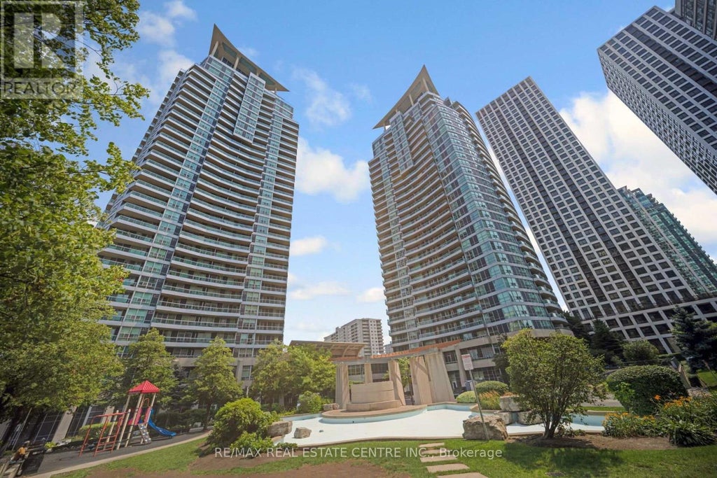 302 - 1 Elm Drive, Mississauga (city Centre)