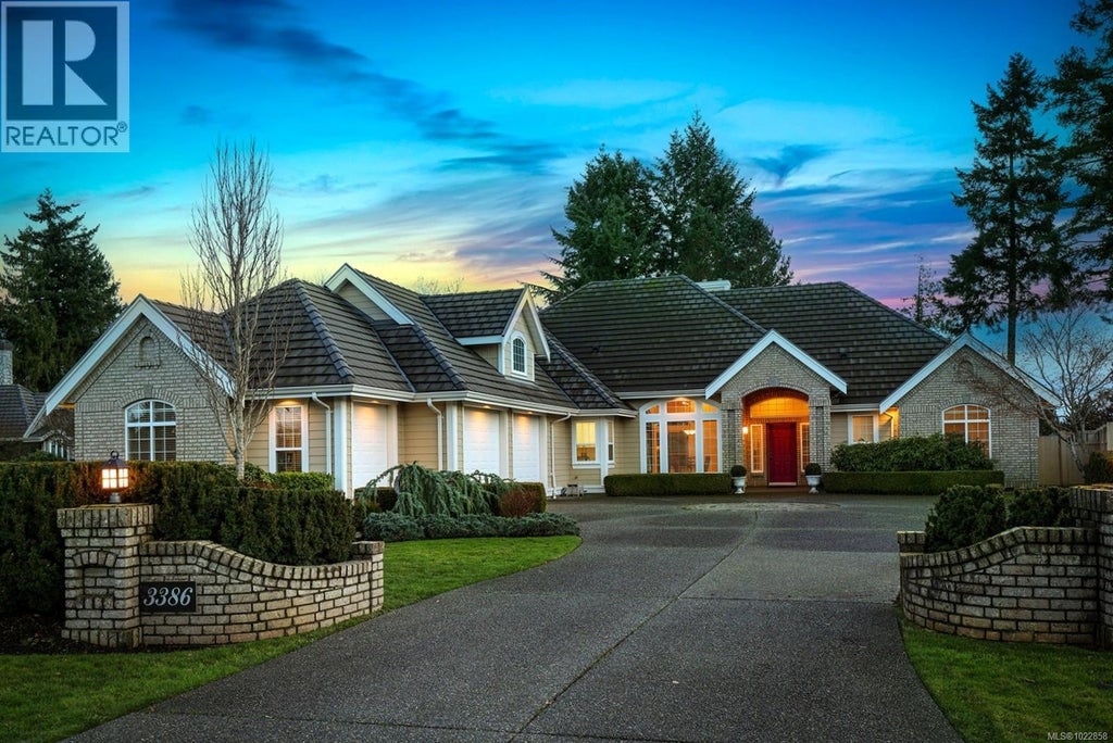 3386 Majestic Drive, Courtenay