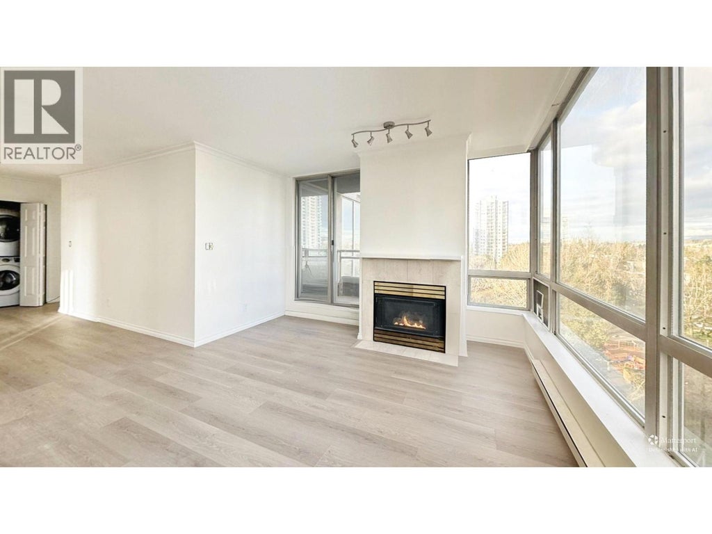 1406 9603 Manchester Drive, Burnaby