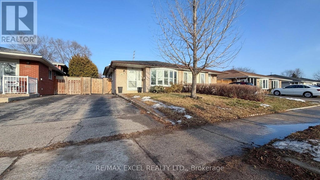1849 Bonnymede Drive, Mississauga (clarkson)
