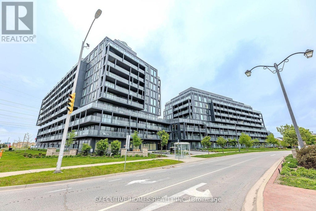 A 712 - 3210 Dakota Common, Burlington (alton)